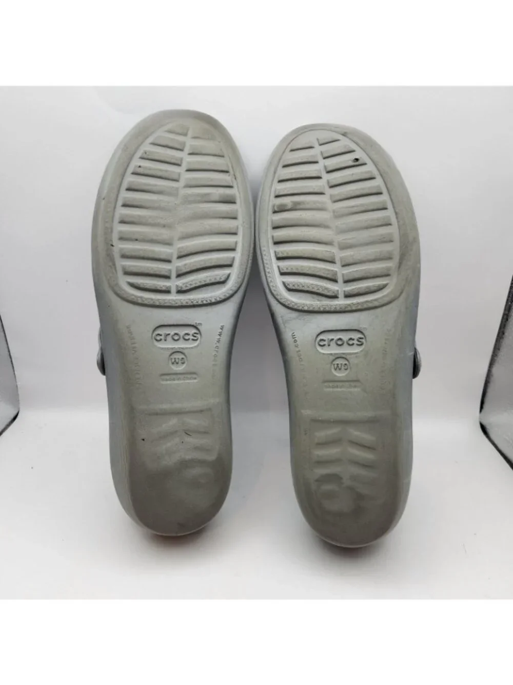Crocs Patricia Gray Grey Womens Strappy Sandals Slide Comfort Size 9 USED Casual